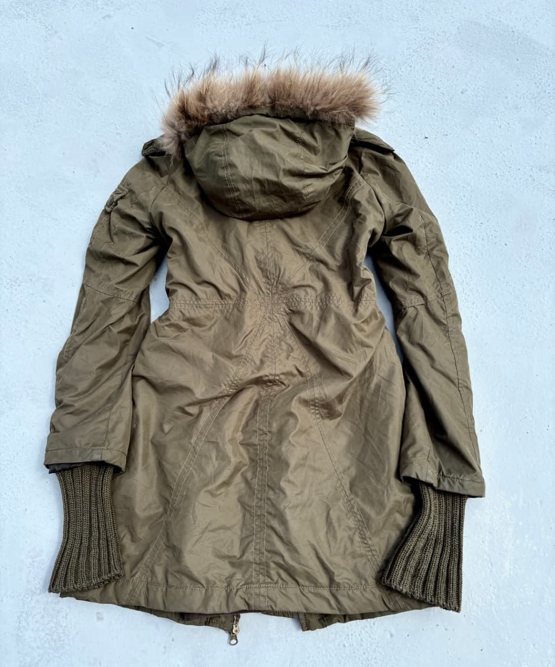 Khaki Handwarmer Detail 2-way Jacket 상품이미지2