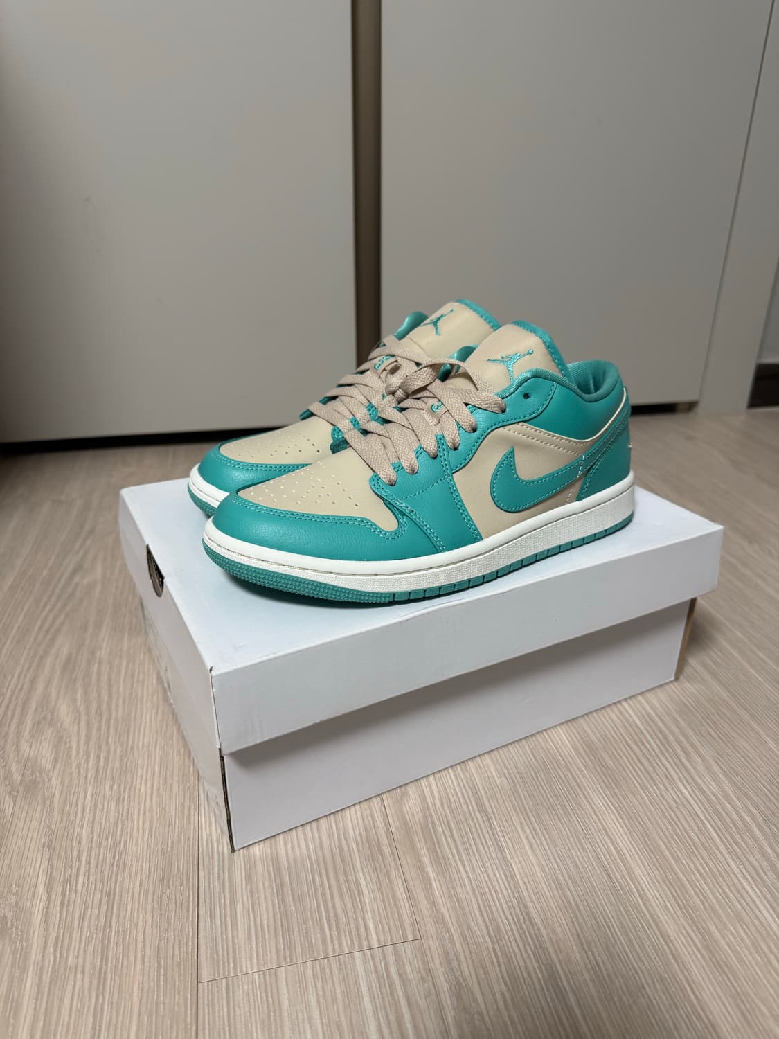 조던1 로우 샌드드리프트 워시드 틸 (240) 상품이미지1