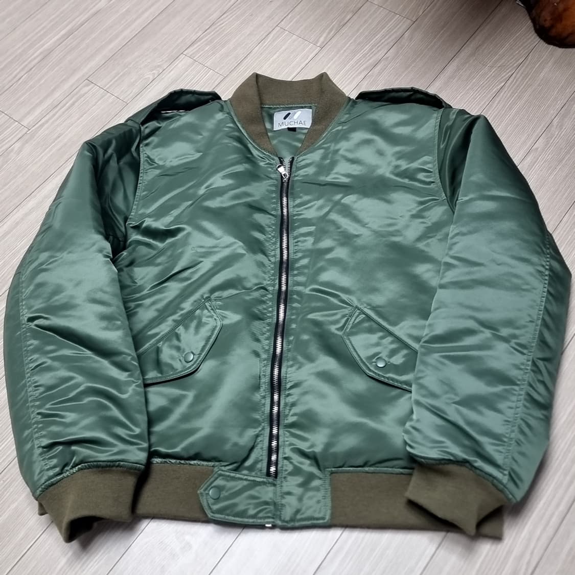 한국제 MUCHAE 카키색 l2b 봄버 자켓(100-105) 상품이미지1