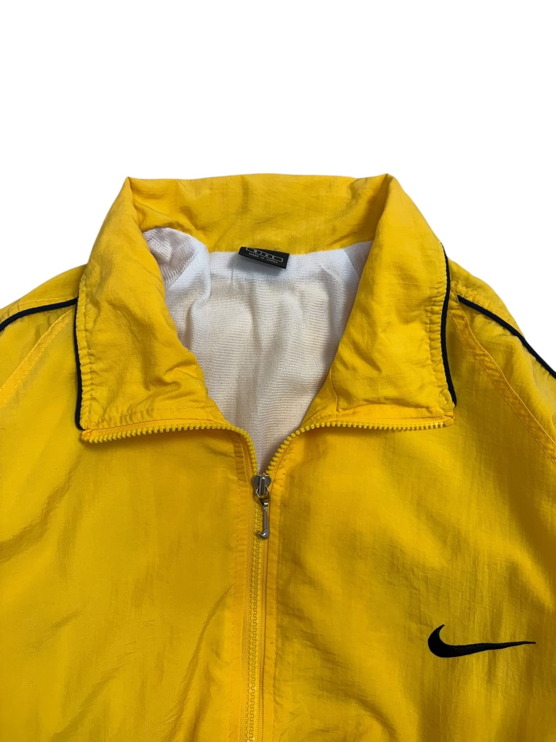 나이키 바람막이 옐로우 상품이미지4