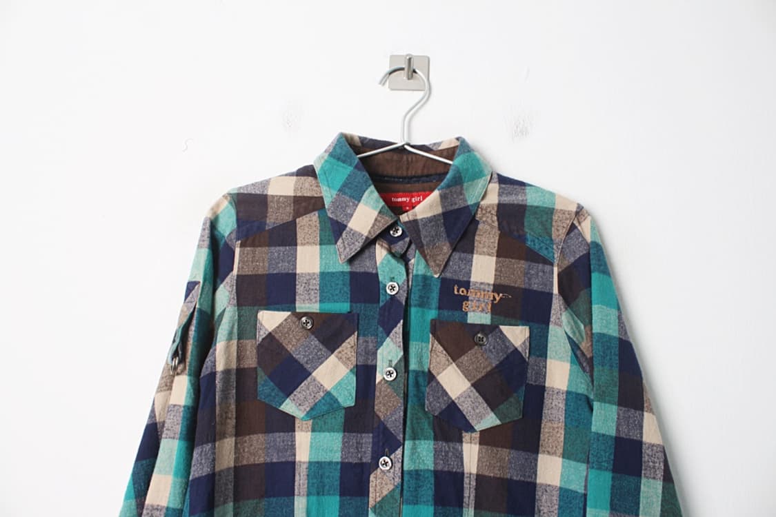 타미힐피거 우먼 체크셔츠 상품이미지2