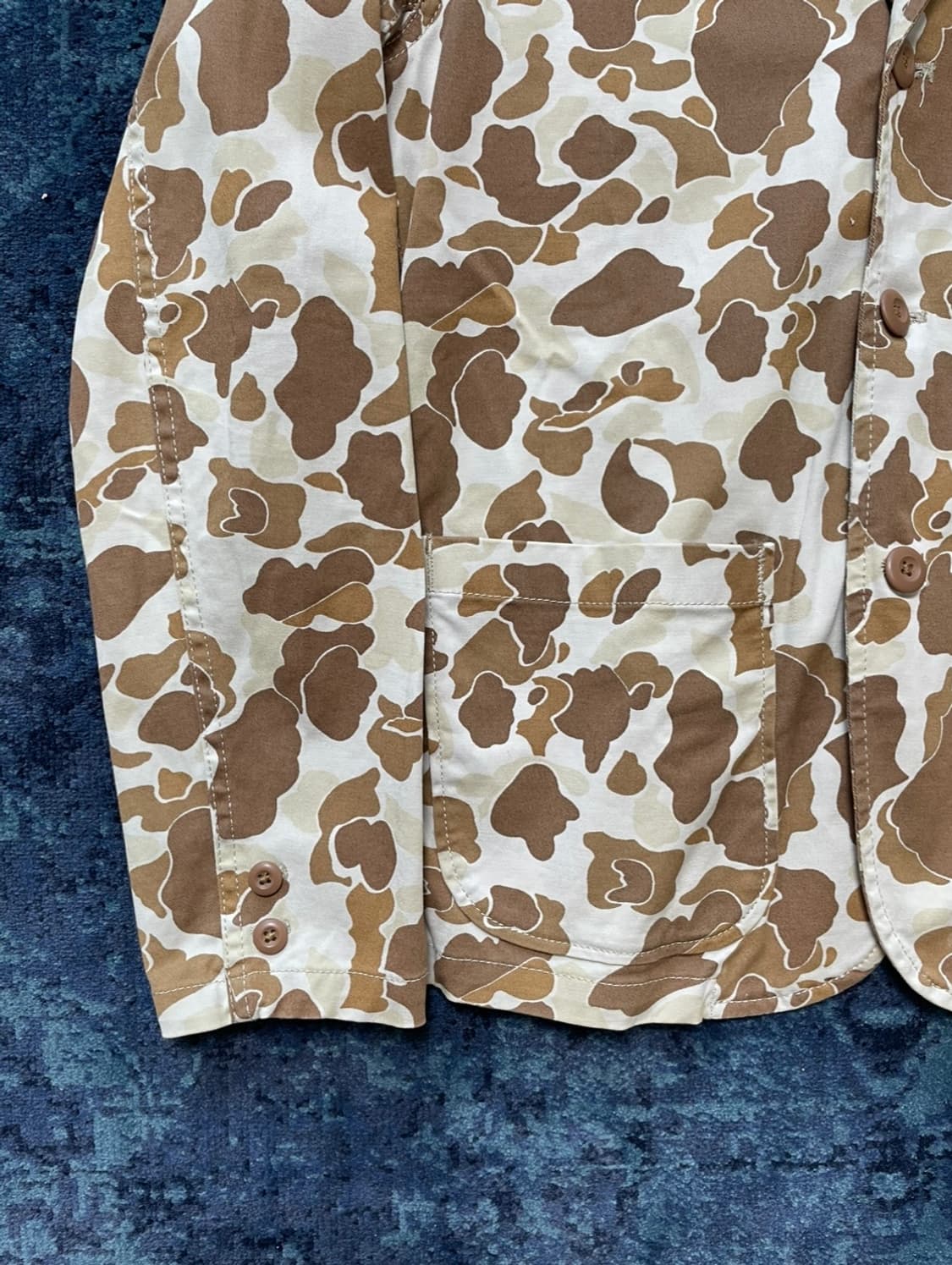 칼하트 카모 자켓 상품이미지3