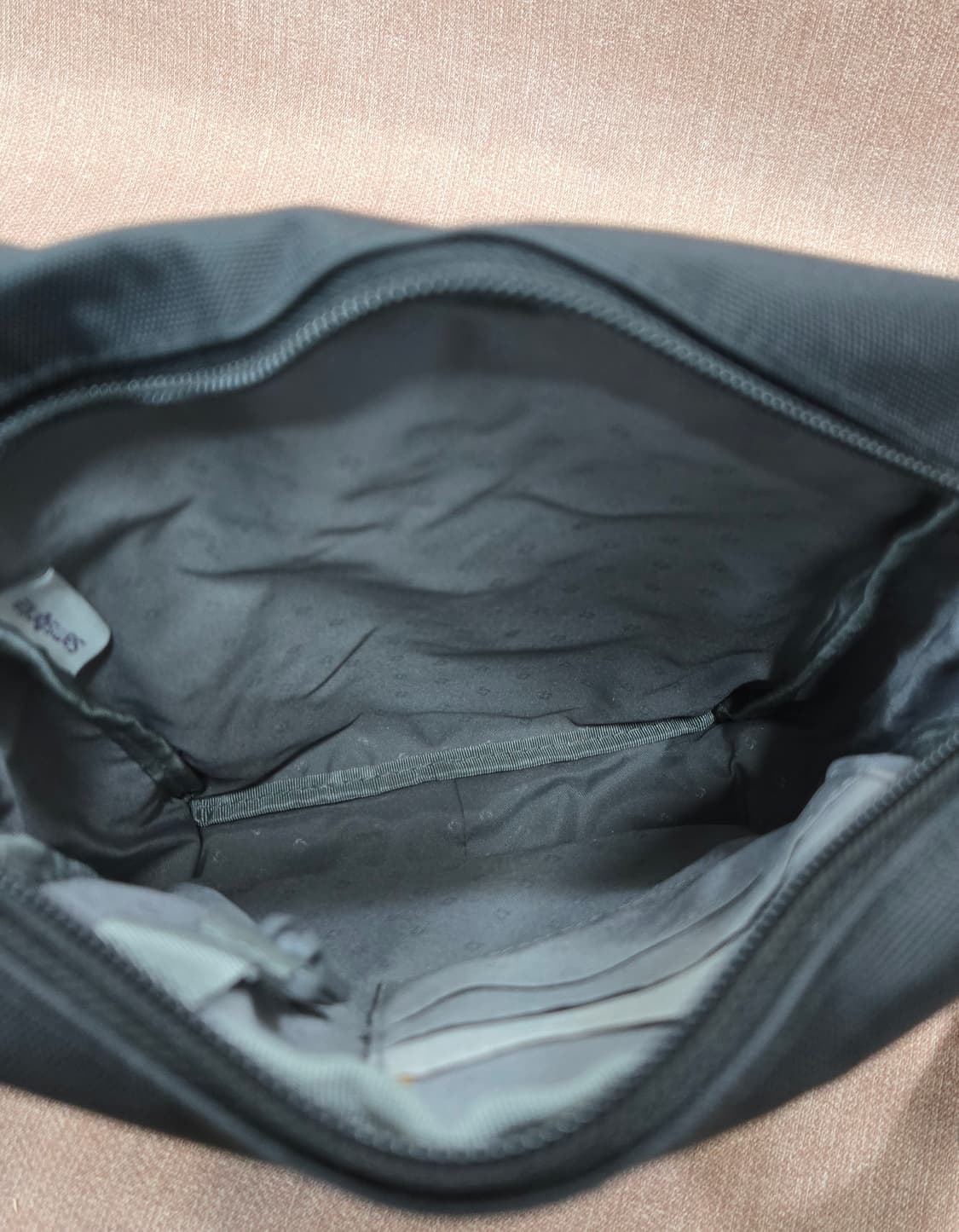 쌤소나이트 공용 실속형 크로스백 블랙 상품이미지7