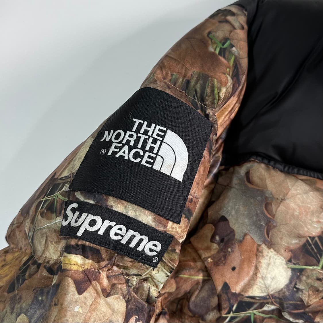 슈프림x노스페이스 낙엽 눕시  상품이미지5