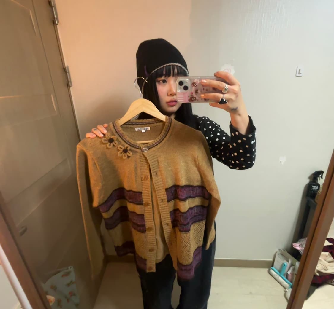 모리 꽃 장식 가디건 상품이미지1