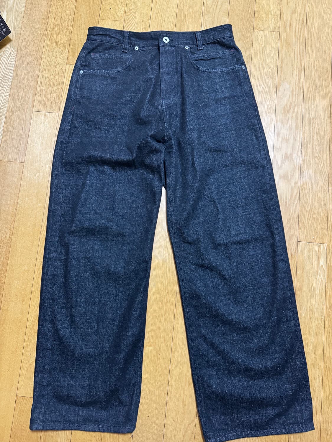 해칭룸 레귤러 셀비지 진 블랙 상품이미지2