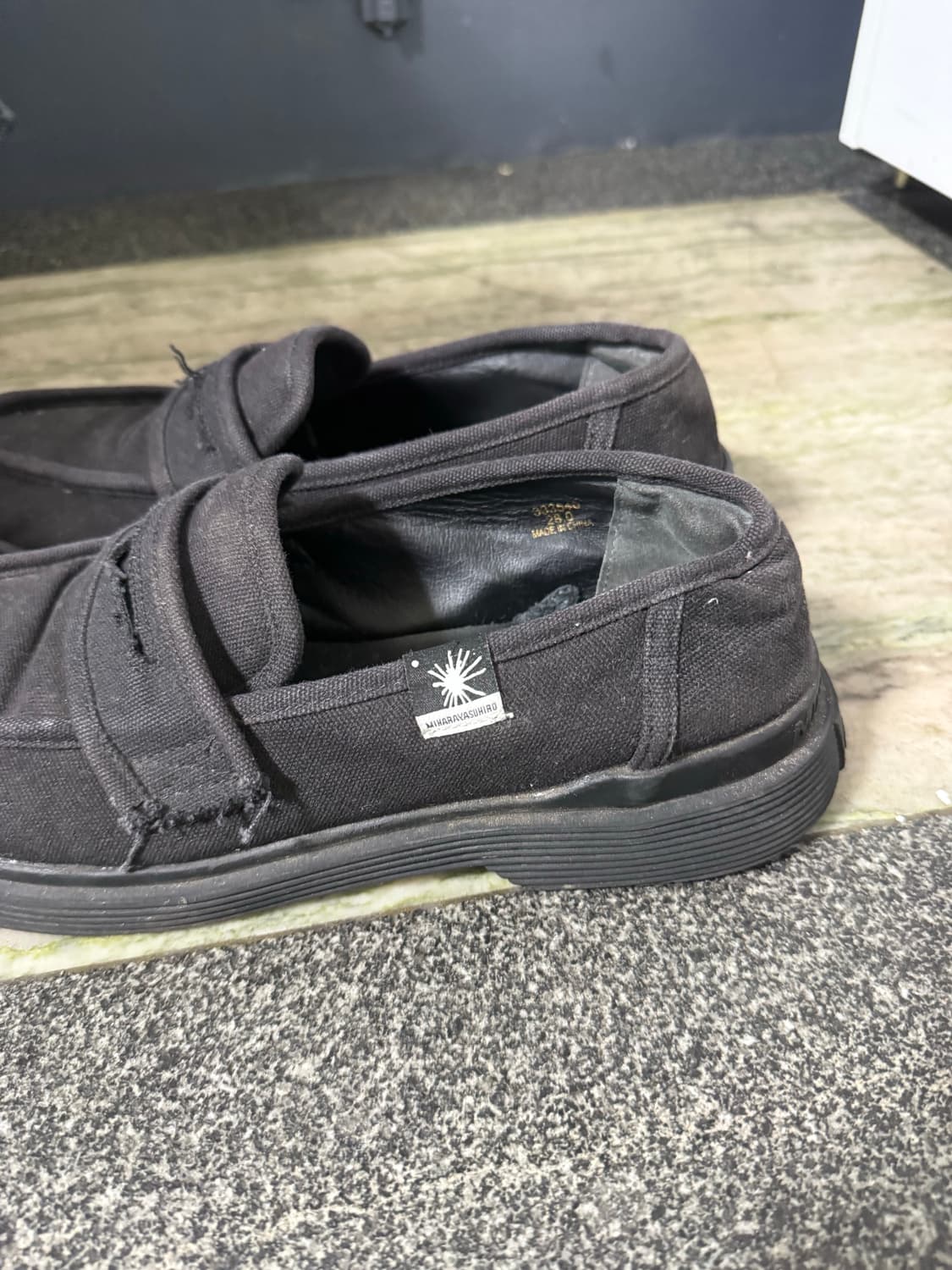 미하라야스히로 x GU 패니로퍼 구동화 상품이미지2