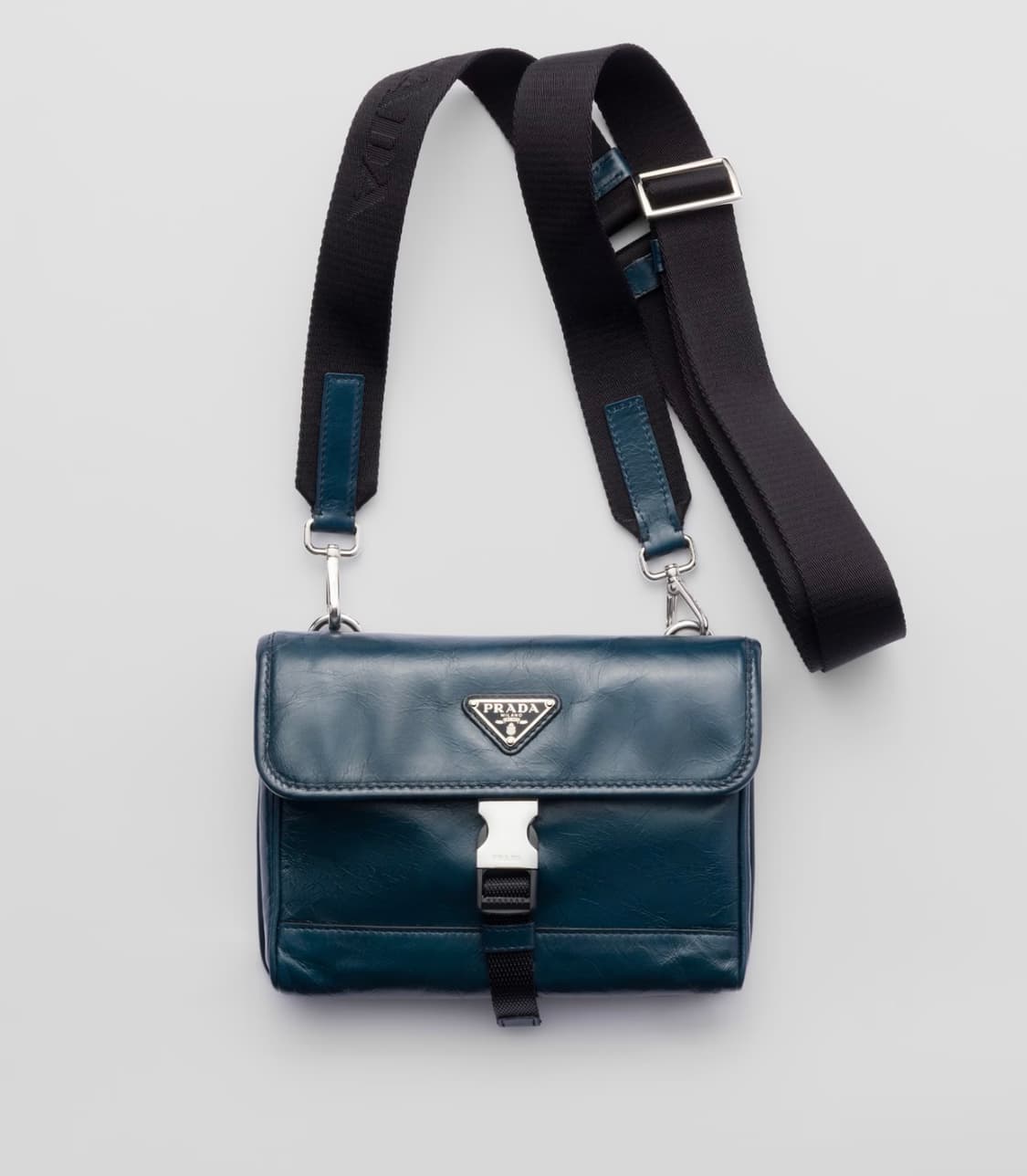 [국내 매장] 프라다 레더 크로스백 (인보이스⭕️) 상품이미지6