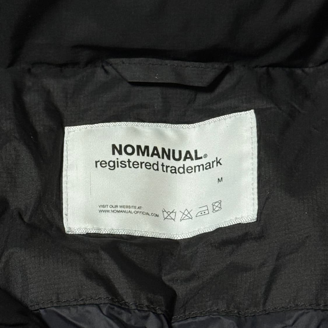 [정가 24만원] 노메뉴얼 패딩 M 상품이미지8