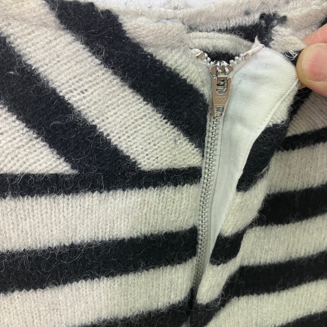 03FW 준야 와타나베 꼼데가르송 스트라이프 롱 스커트 S 상품이미지6