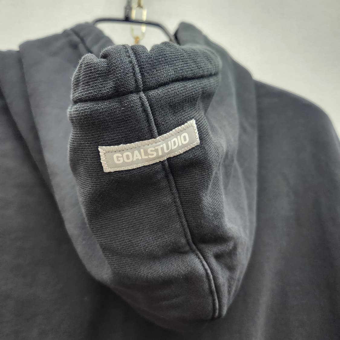 골스튜디오 스펄아웃 로고 후드티L 상품이미지4