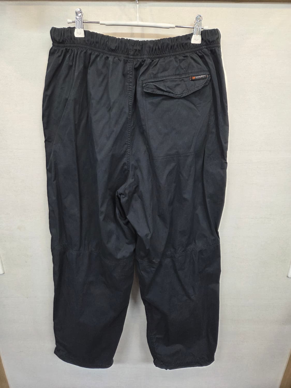 뉴발란스 파라슈트 와이드 우븐팬츠 L 상품이미지2