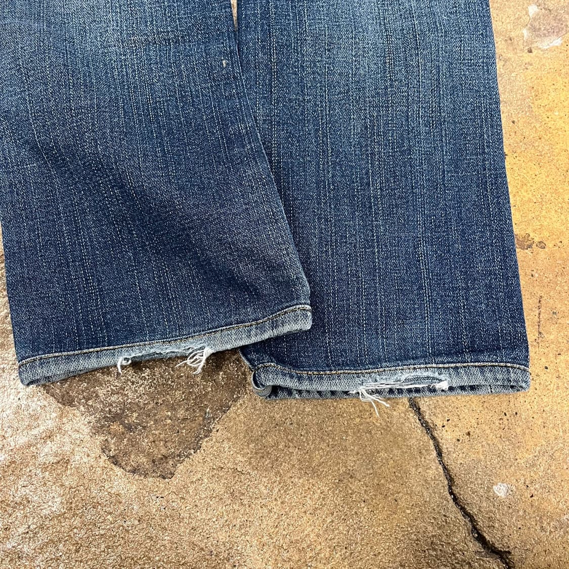 [정품/25] 트루릴리젼 데님 청바지 데미지진 b18 상품이미지6