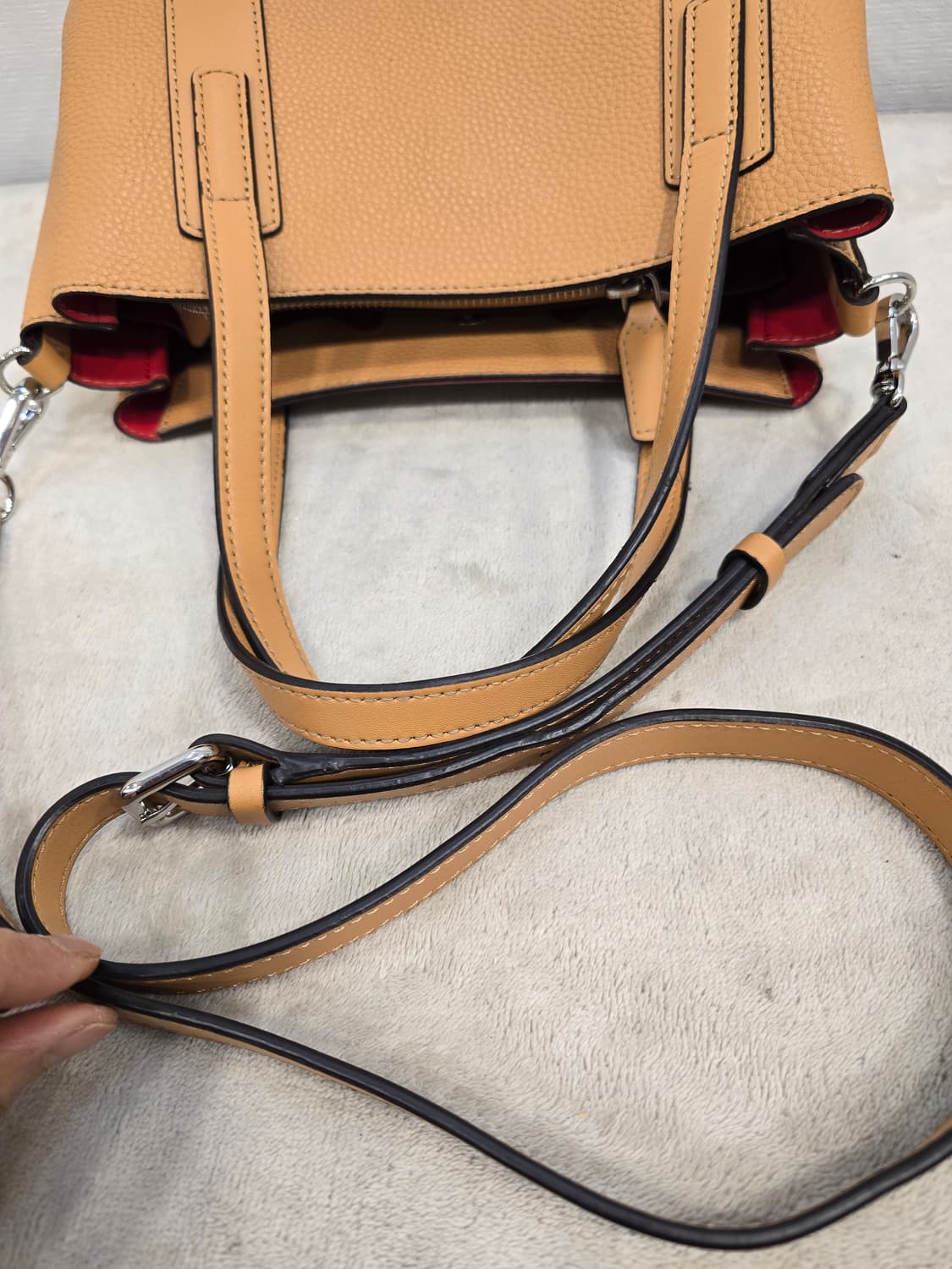 거의새거) 앤클라인 토트백 겸 숄더백 크로스백 상품이미지7