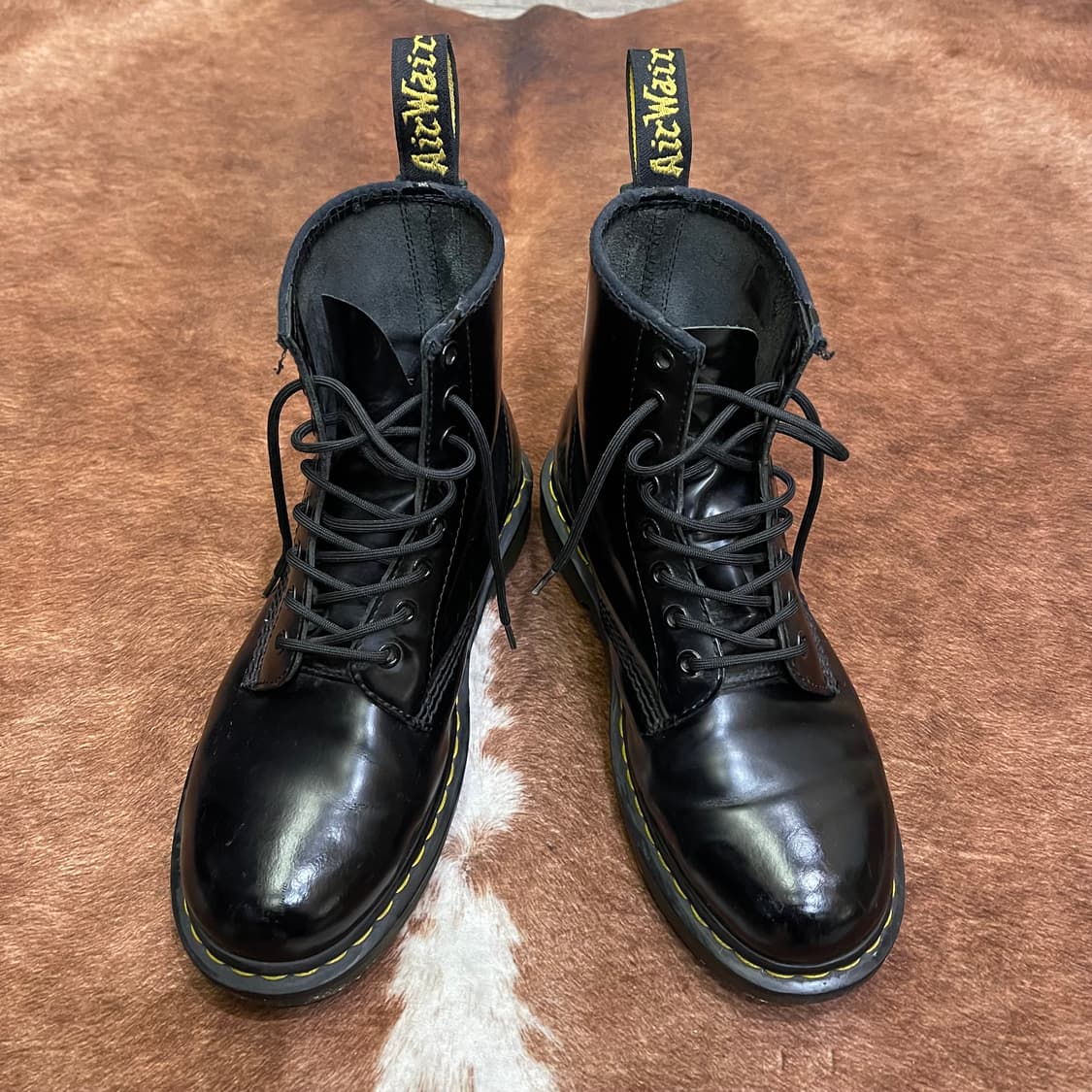 닥터마틴 8홀 부츠 상품이미지1
