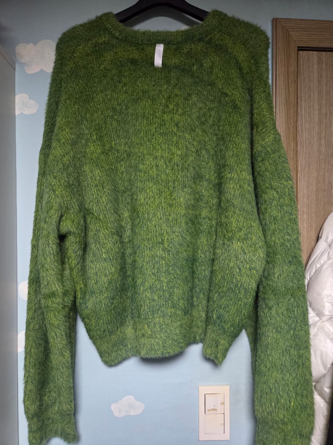 [XL] 노매뉴얼 CROPPED HAIRY KNIT 니트 그린 새상품  상품이미지3
