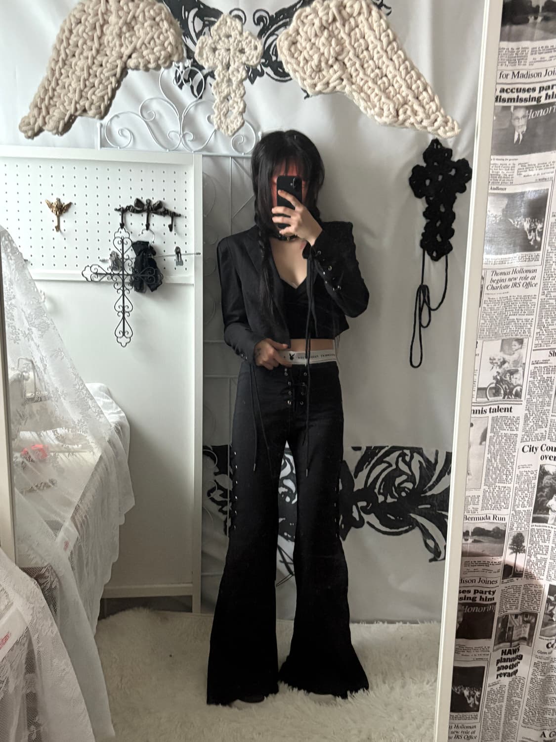 • Black eyelet cropped blazer 상품이미지6