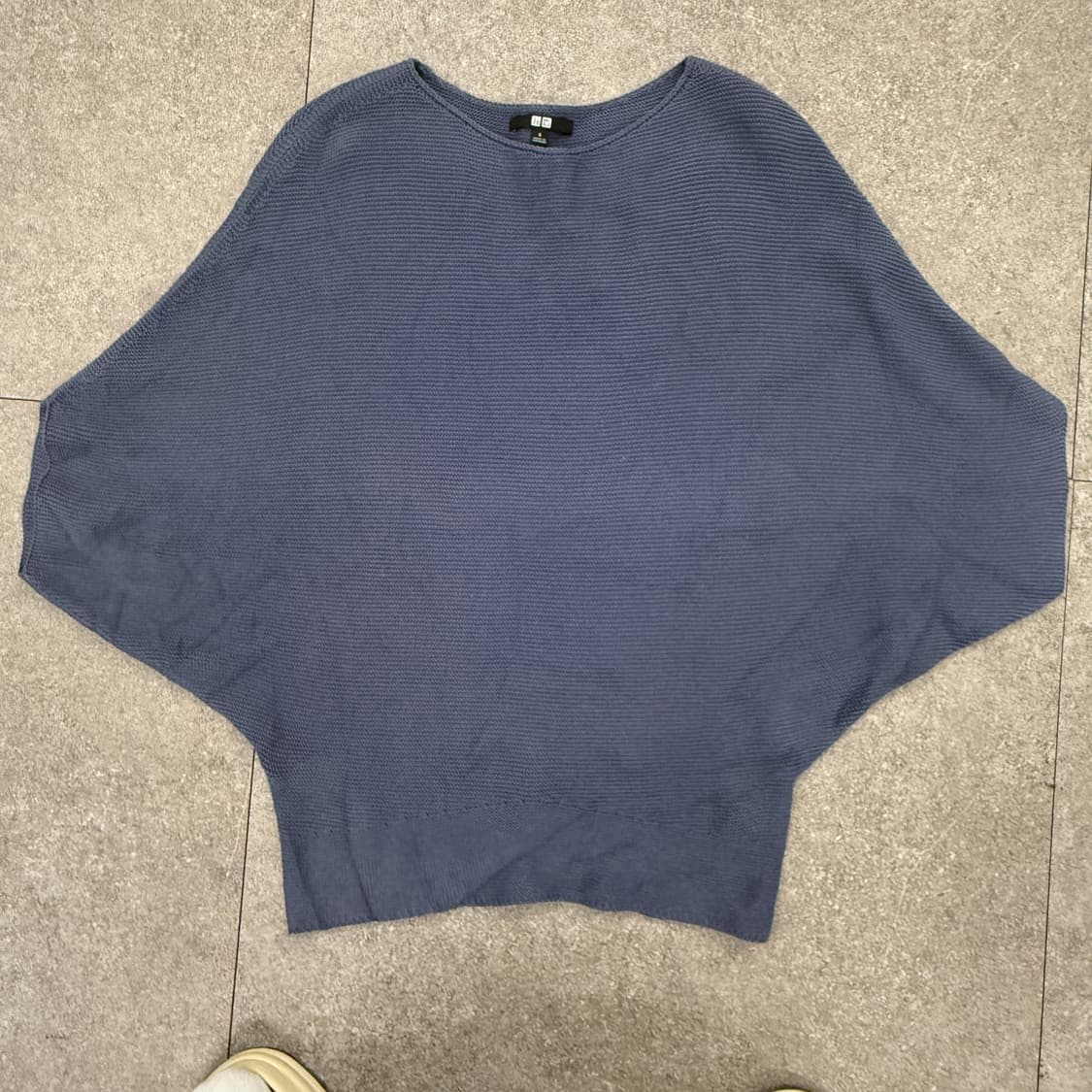 유니클로 돌먼슬리브 루즈핏 니트 상품이미지4