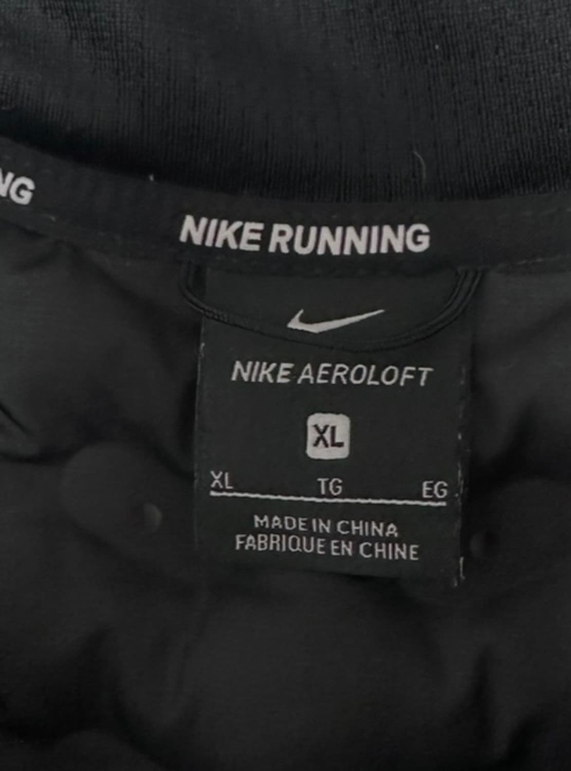 나이키 에어로로프트 블랙 조끼 상품이미지5