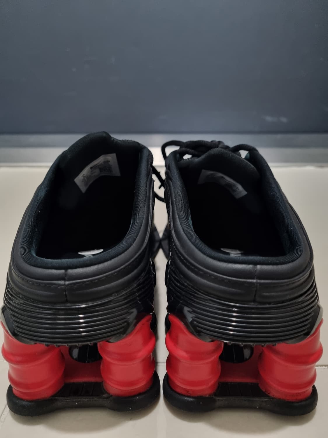 나이키 마틴로즈 샥스 MR4 블랙 250 판매합니다 상품이미지5