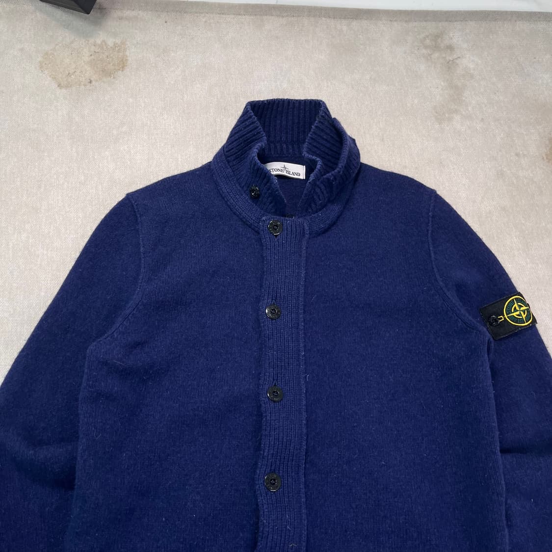 100 스톤아일랜드 버튼 니트 집업 상품이미지2