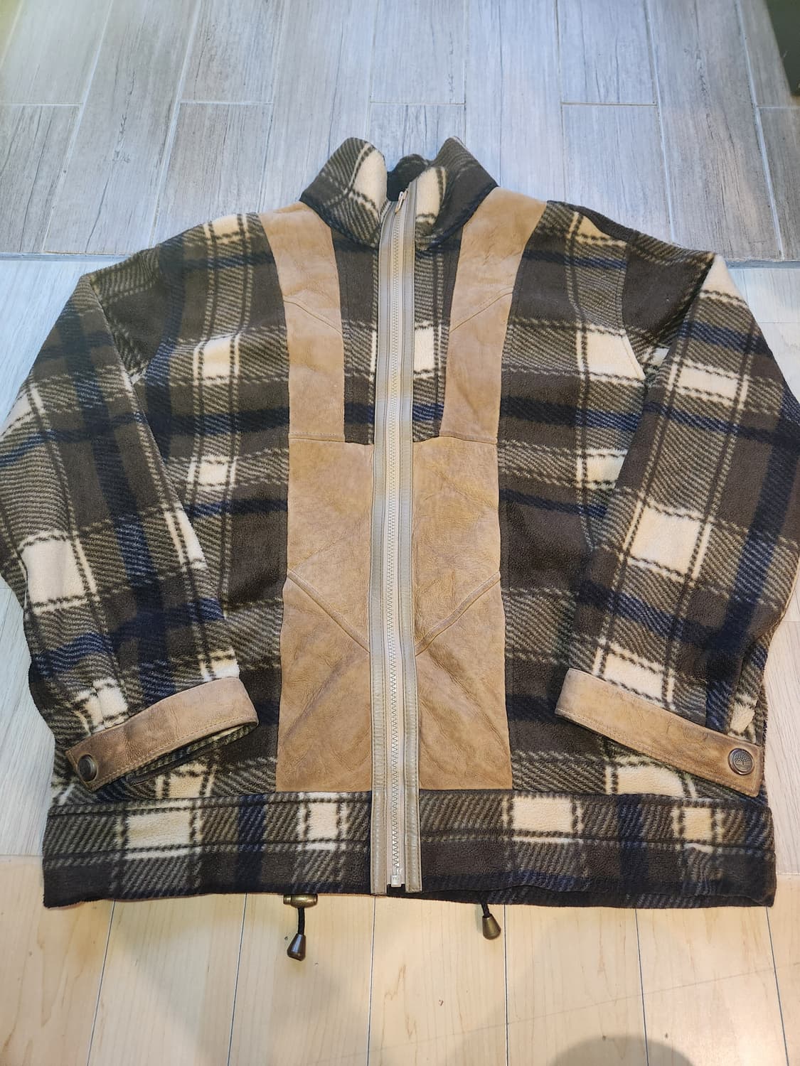 뉴질랜드 베이비램스킨 체크 후리스 자켓 XL 상품이미지1
