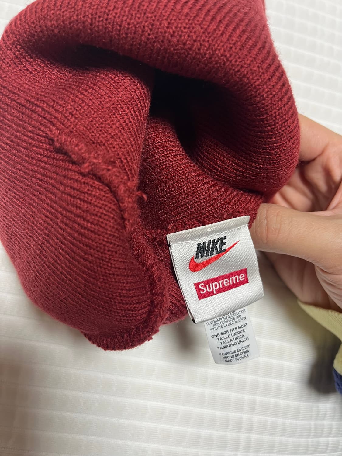 [OS] 슈프림 나이키 버건디 비니 상품이미지3