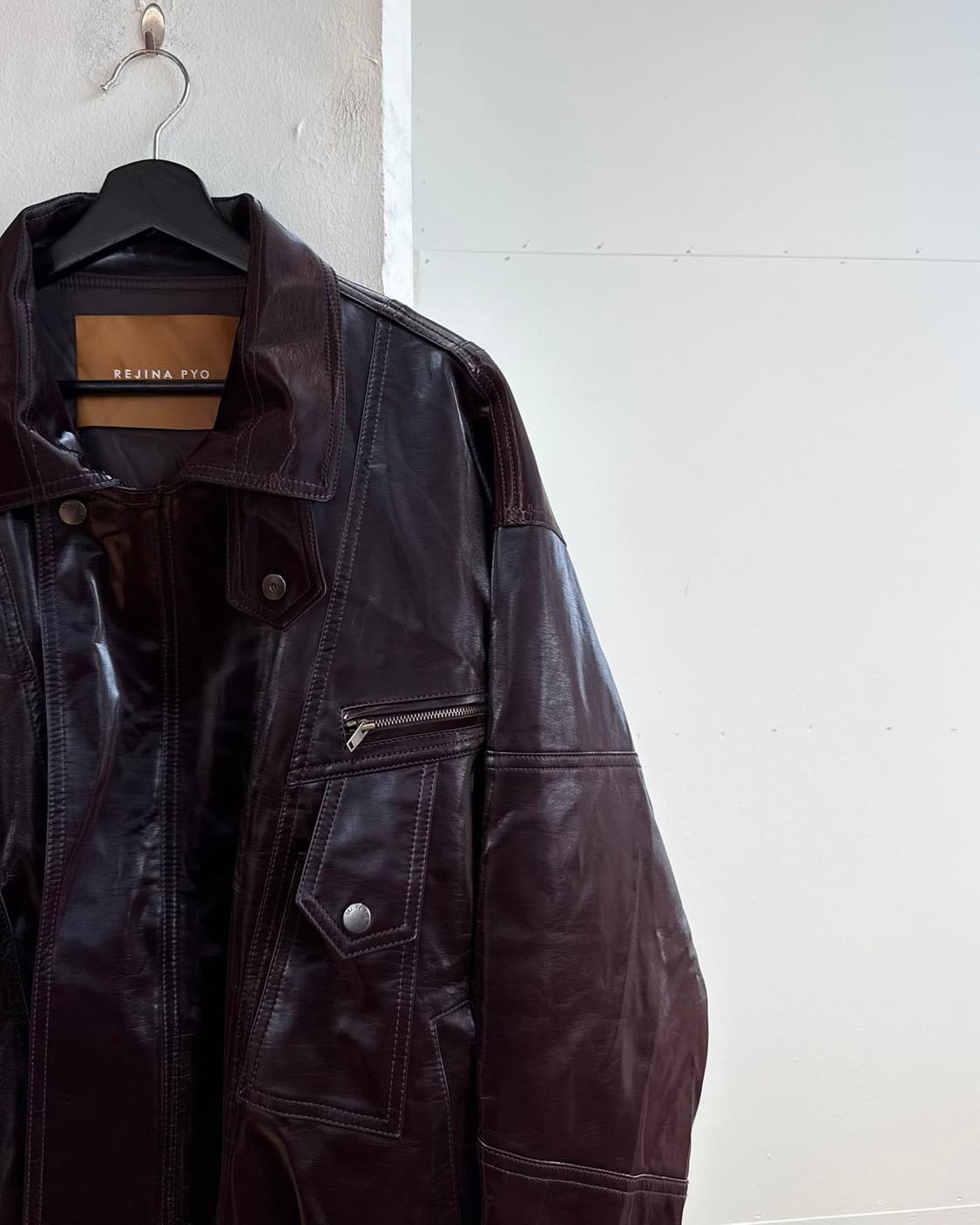 레지나 표 버건디 레이온 자켓  상품이미지5