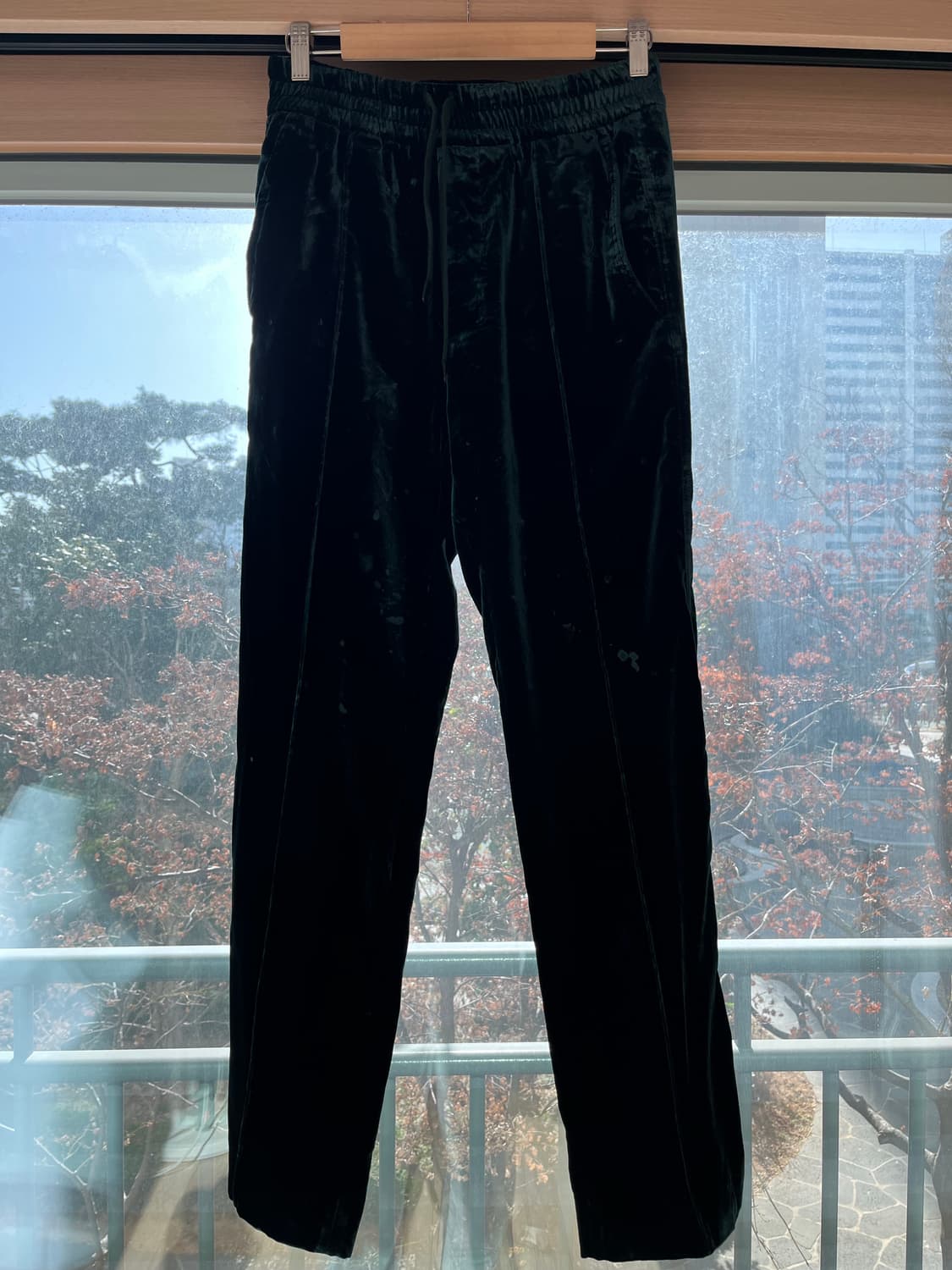 톰포드 벨벳 밴딩 팬츠 다크 그린 36 상품이미지3