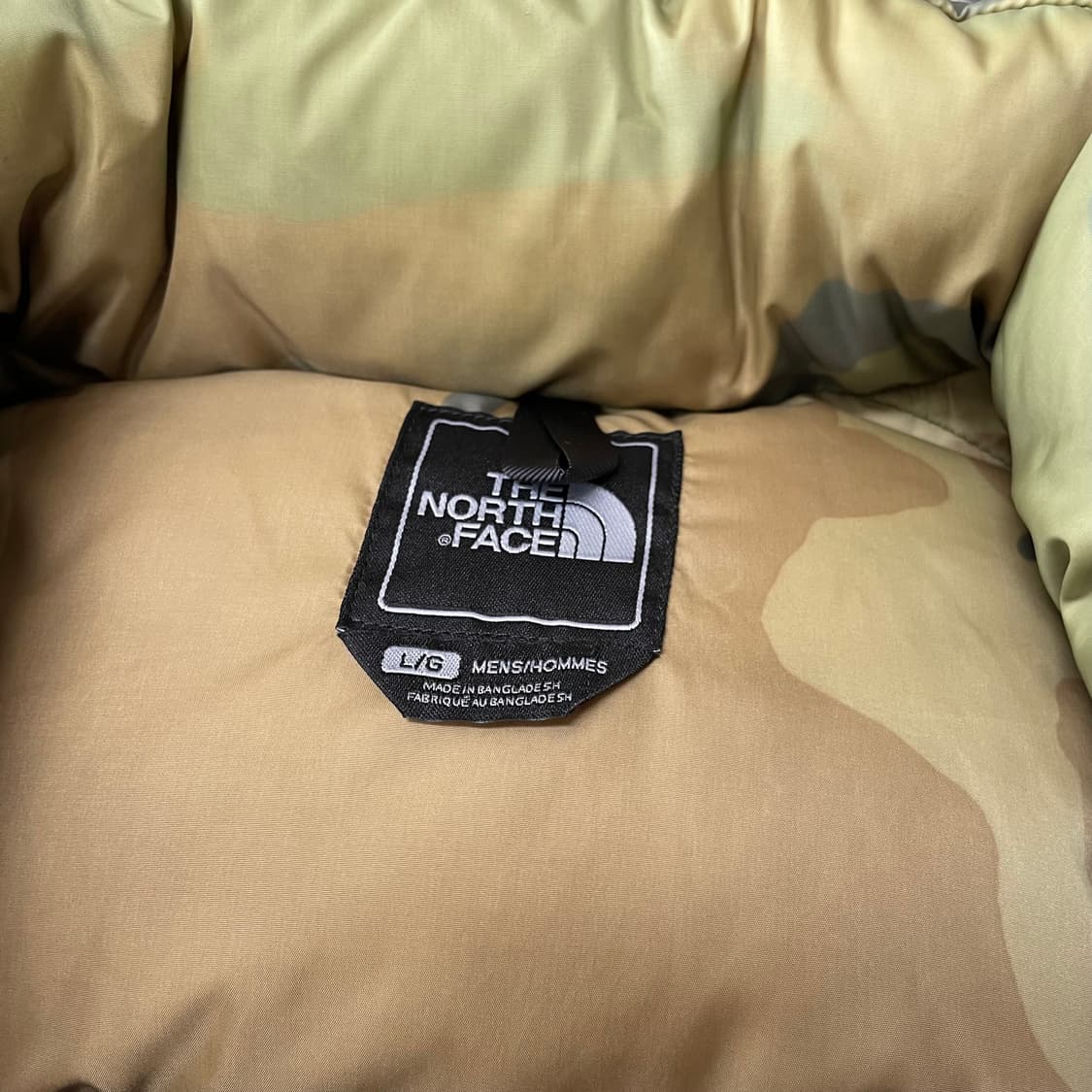 [100] 노스페이스 센터로고 700 카모 눕시 패딩 상품이미지6