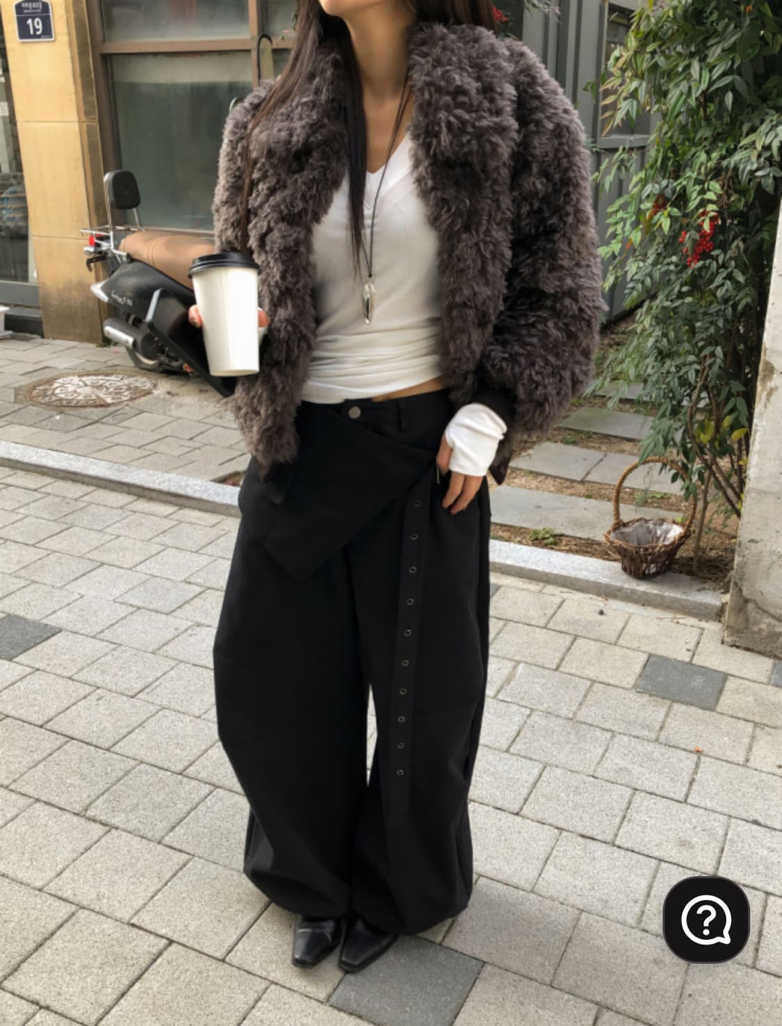 새상품) 서울베이스드 워머 브이넥 티 지그재그에이블리 릿킴 블랙업 상품이미지2