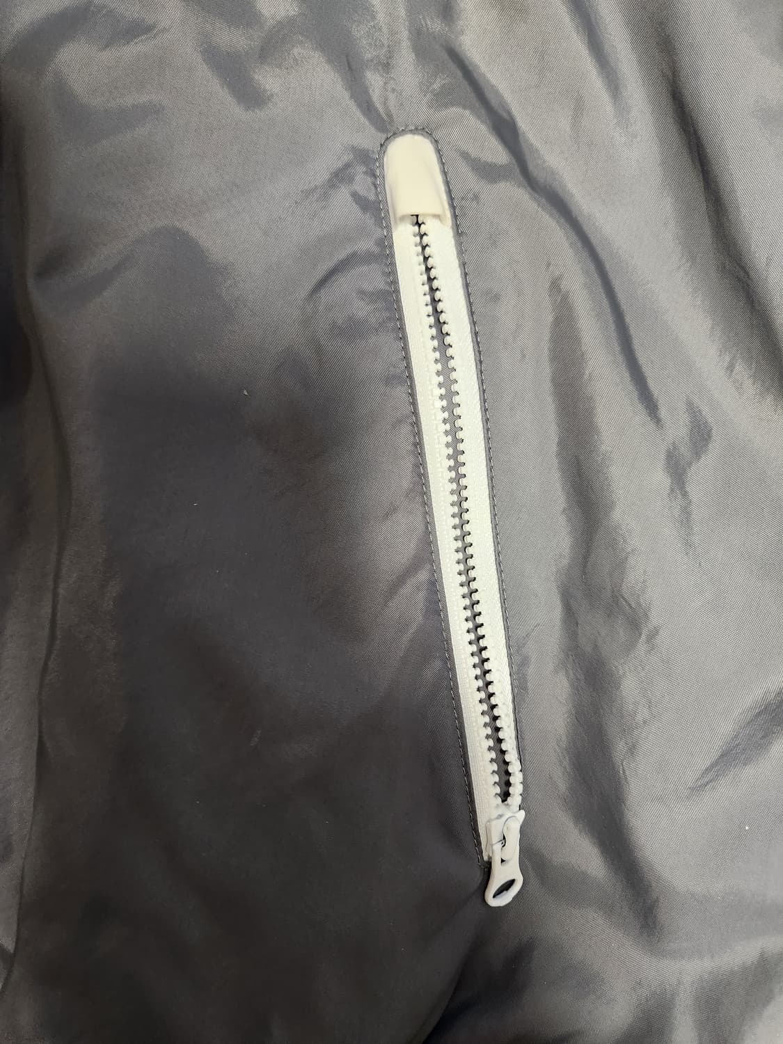 새상품급)나이키 윈드러너 우븐 바람막이 사이즈105(xl)

여러 중고사 상품이미지4