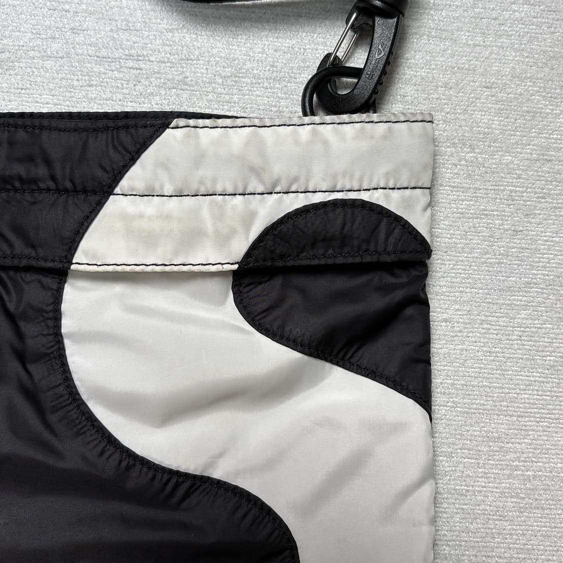 노스페이스x슈프림 크로스백 상품이미지3