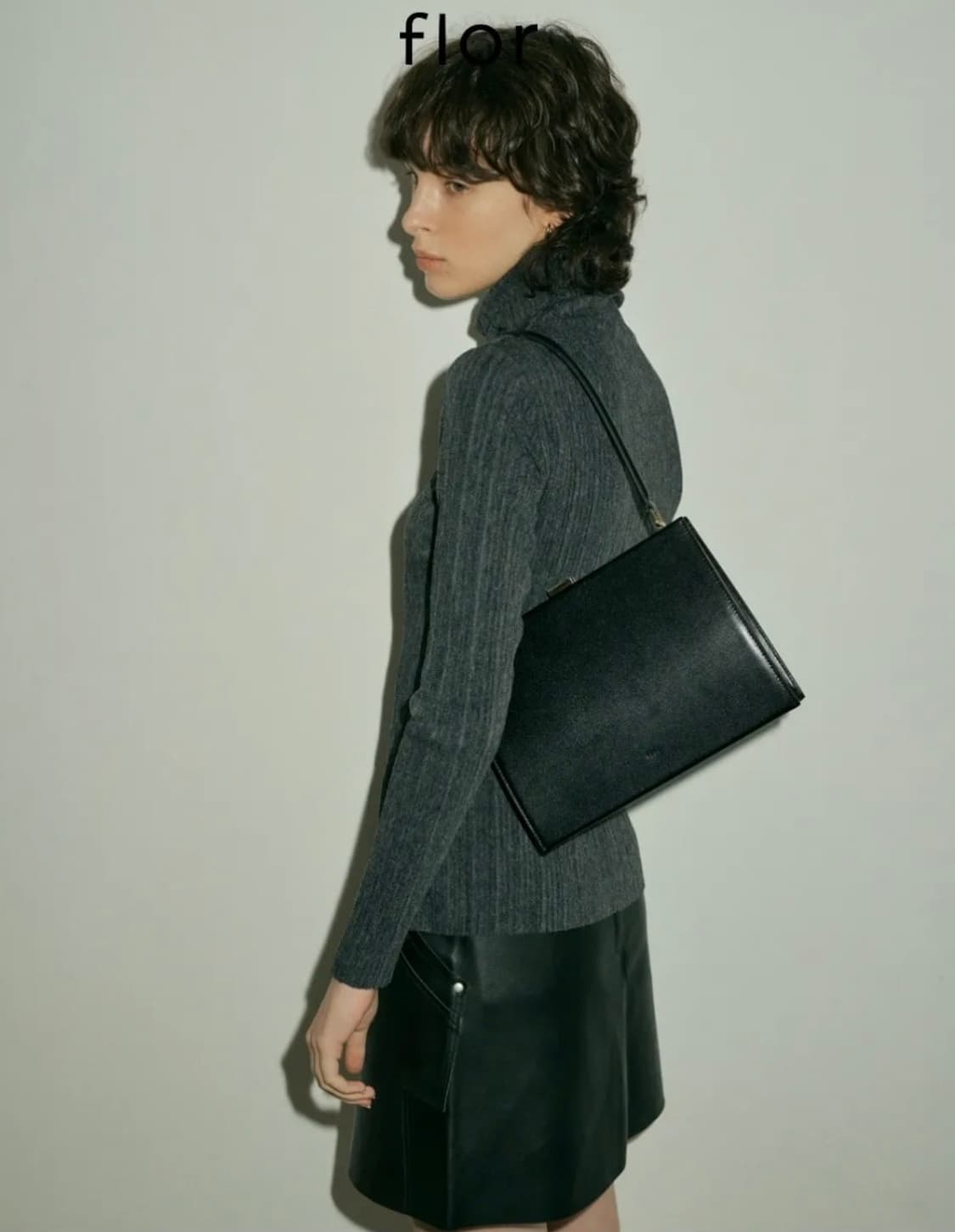 플로르 모나 프레임백 새상품 Mona Frame Bag Black 상품이미지5