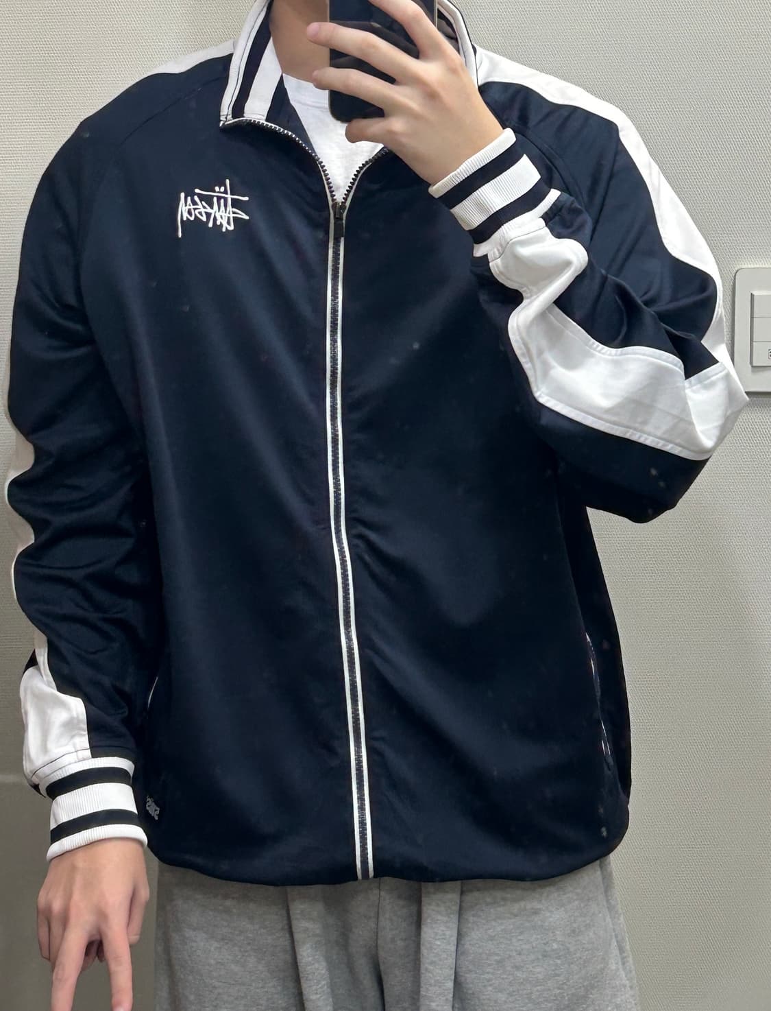 스투시 어센틱 기어 져지 상품이미지1