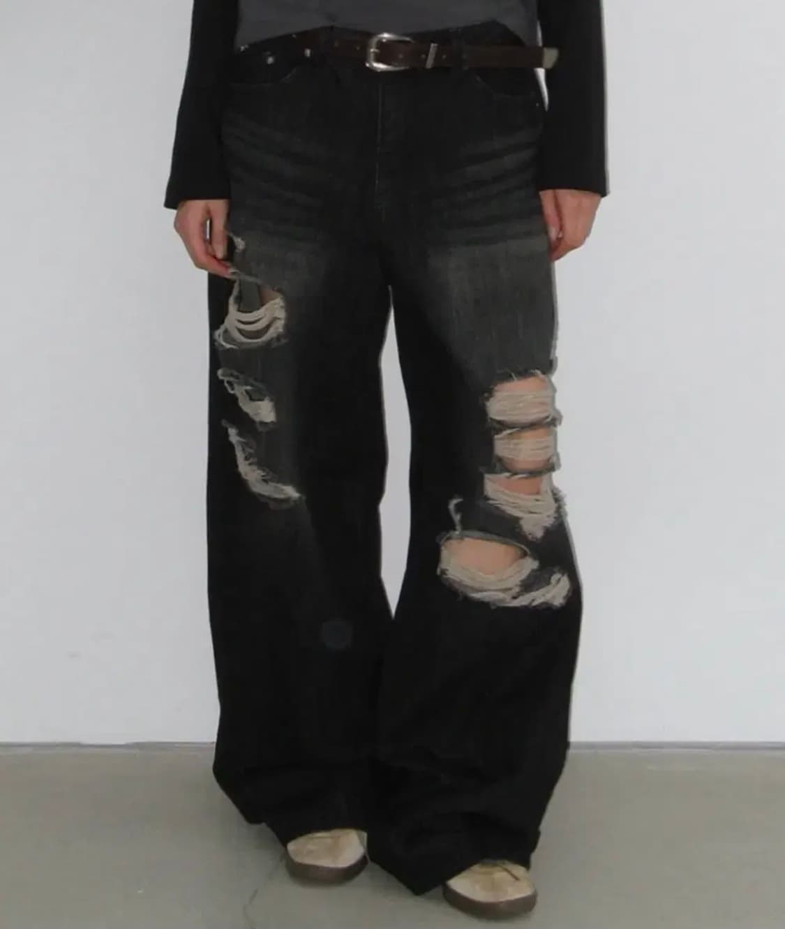 락케이크 데미지 데님진 Faye damage jeans-black 상품이미지1