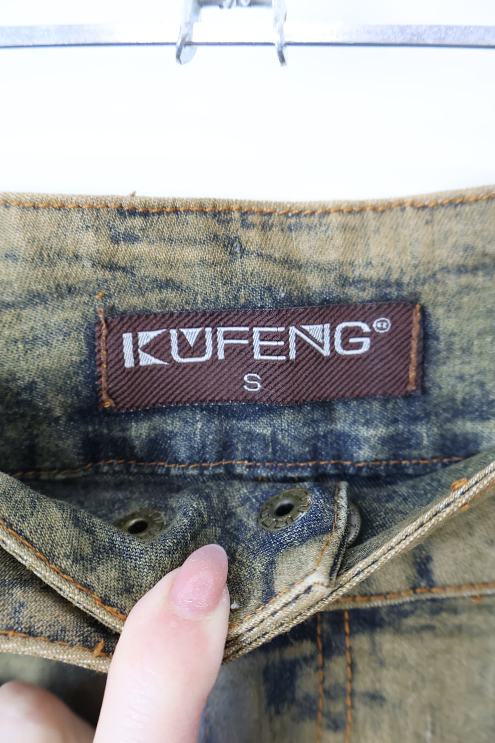 'KUFENG' Olive Acid Wash LaceMidi Skirt 상품이미지6