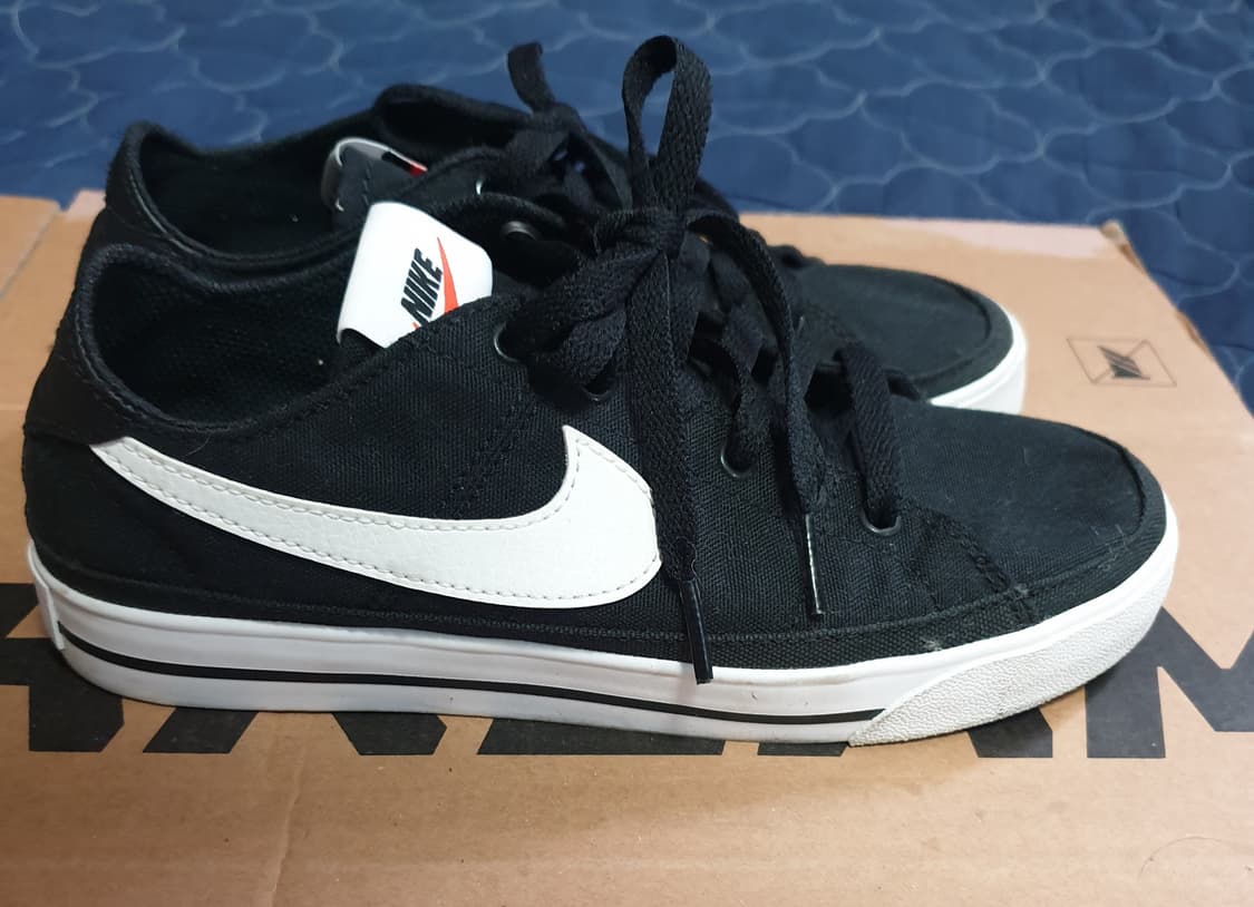 나이키 우먼스 코트 레거시 스니커즈 블랙&화이트 (230) 상품이미지1