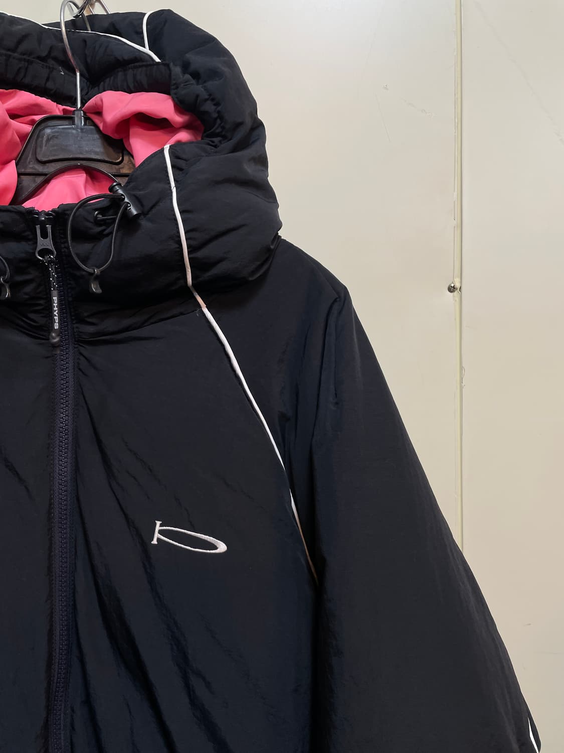 피지컬 에듀케이션 패딩 상품이미지2