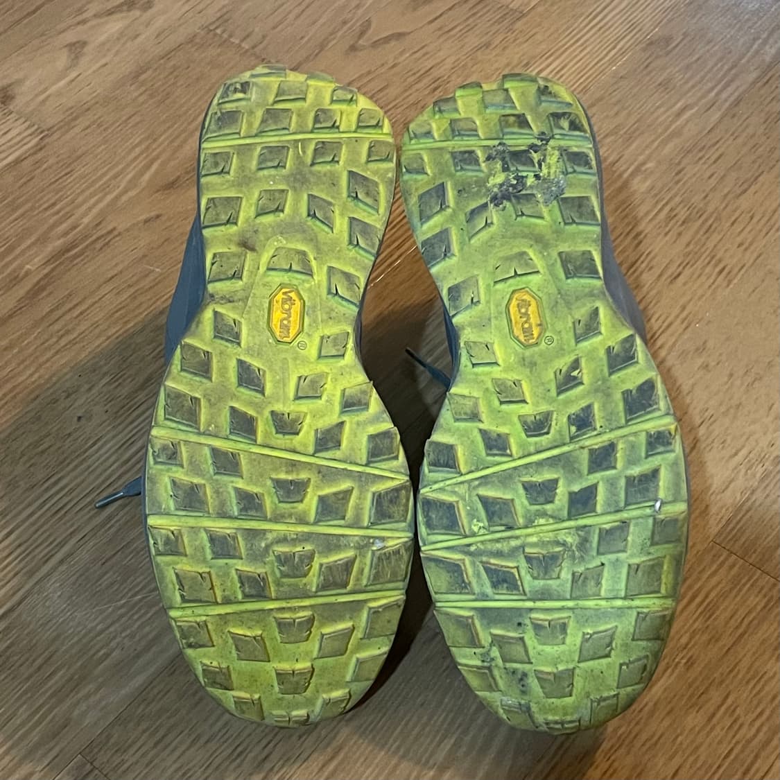 아크테릭스 노반 런닝화 265 상품이미지7