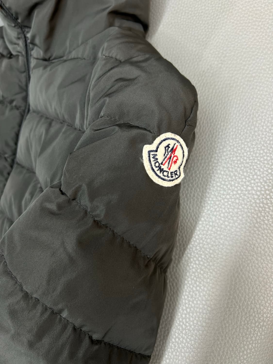 몽클레어 몽클레르 여성 구스 롱패딩(0/44~마른55) 상품이미지3