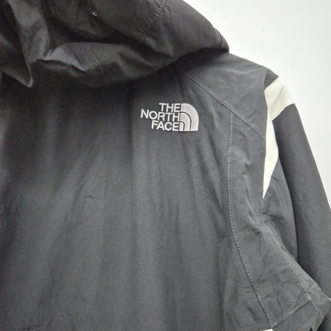 노스페이스 블랙 바람막이 후드 자켓 남성 M 상품이미지9