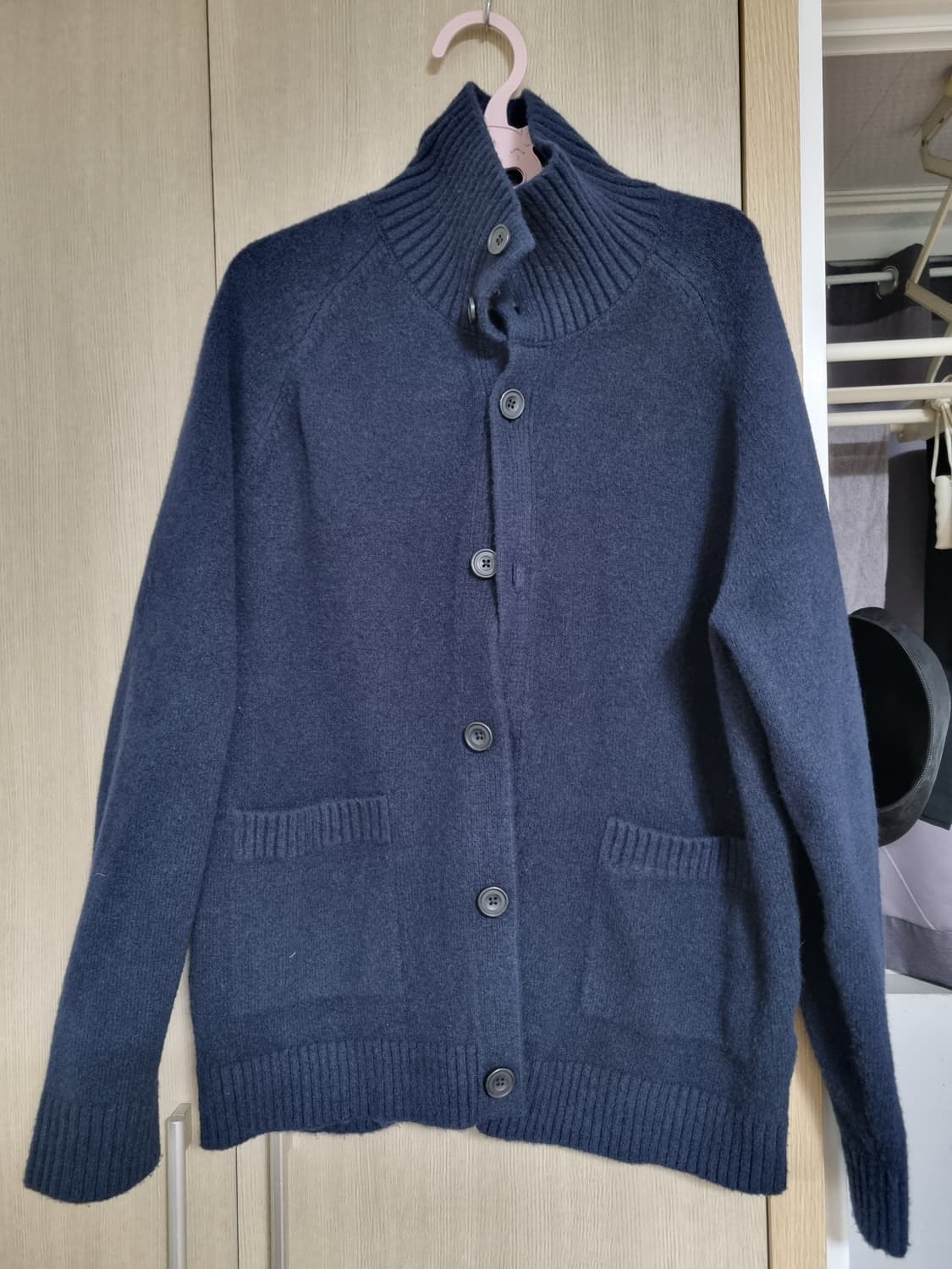 유니클로 수플레얀 스탠드카라 가디건 [m] 상품이미지2