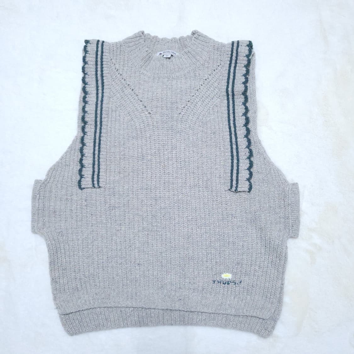 써스데이아일랜드 여성 니트조끼 M 0209 뽀샤샤 상품이미지1