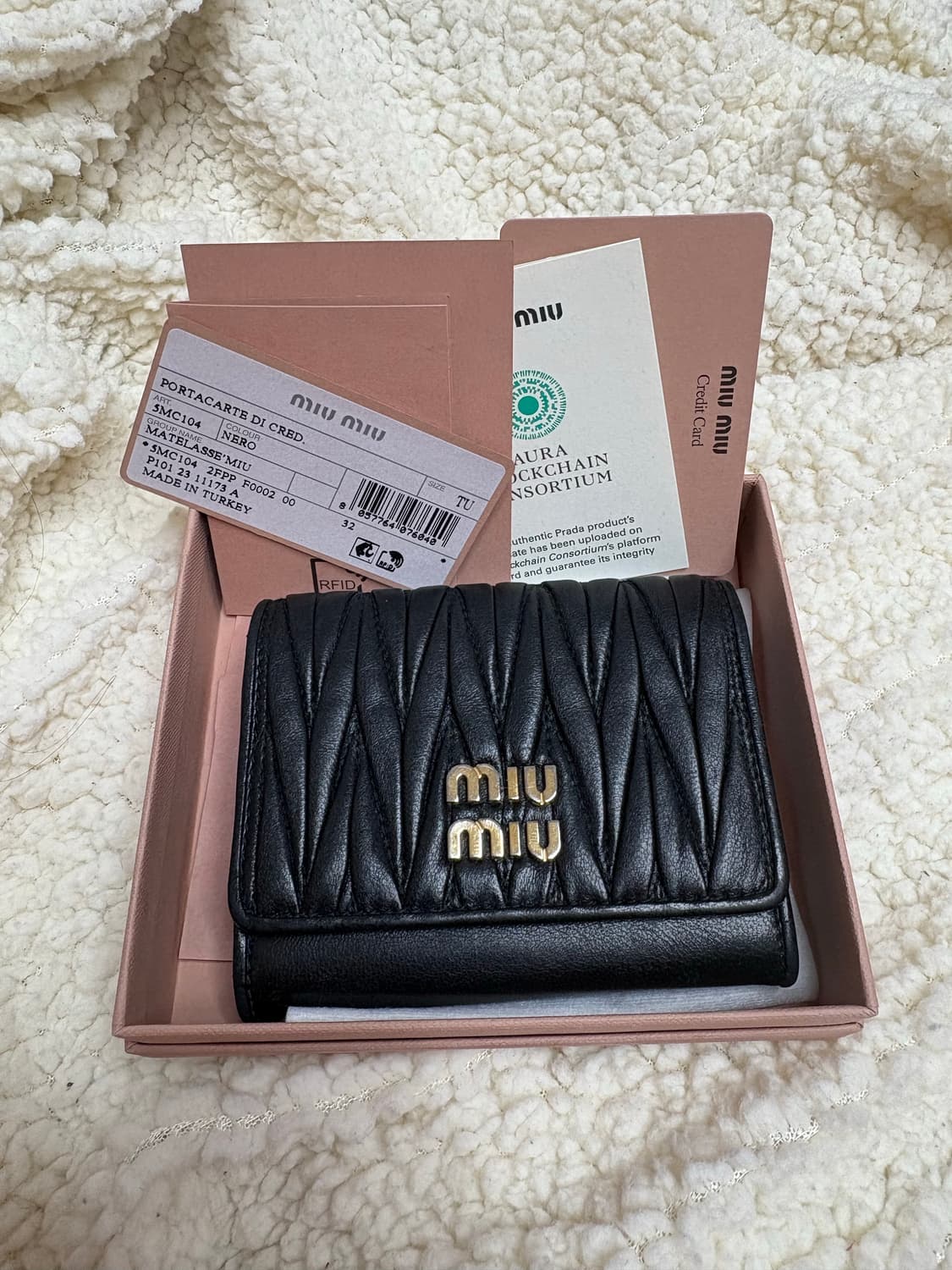 미우미우 반지갑 (정품) 상품이미지1