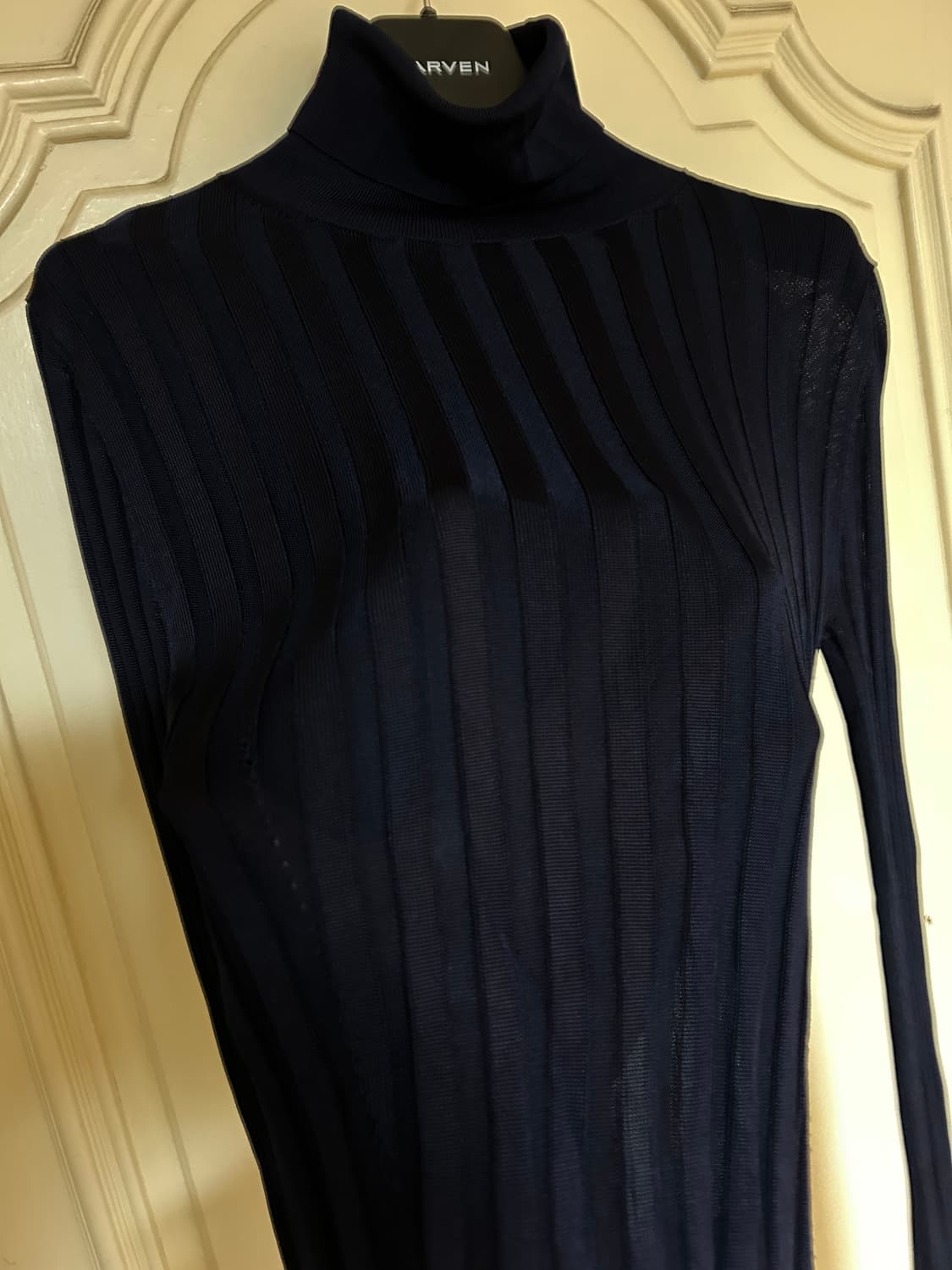 아크네 스튜디오 터틀넥 니트 상품이미지3