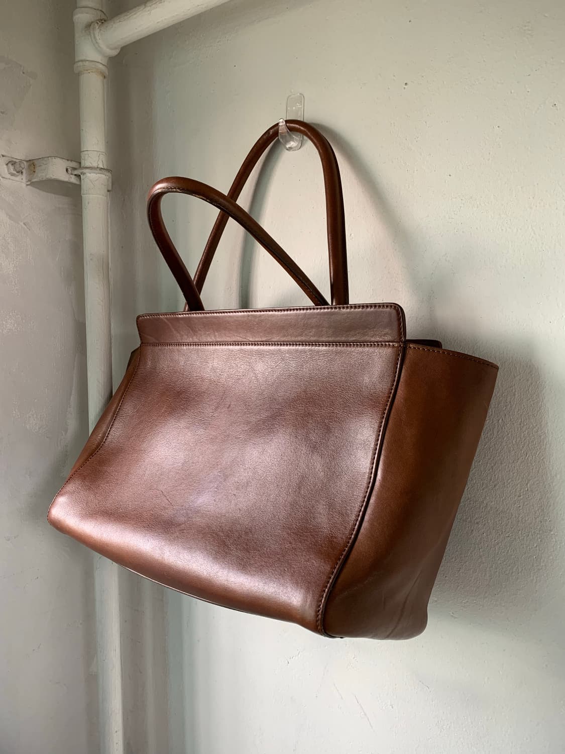 weekend maxmara 브라운 레더 토트백 상품이미지5