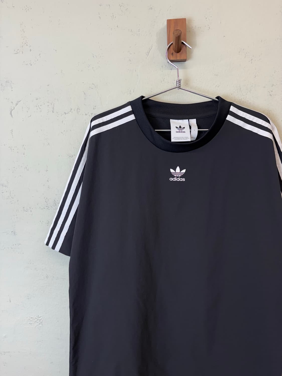 아디다스 나일론 웜업 삼선 티셔츠 블랙 상품이미지3