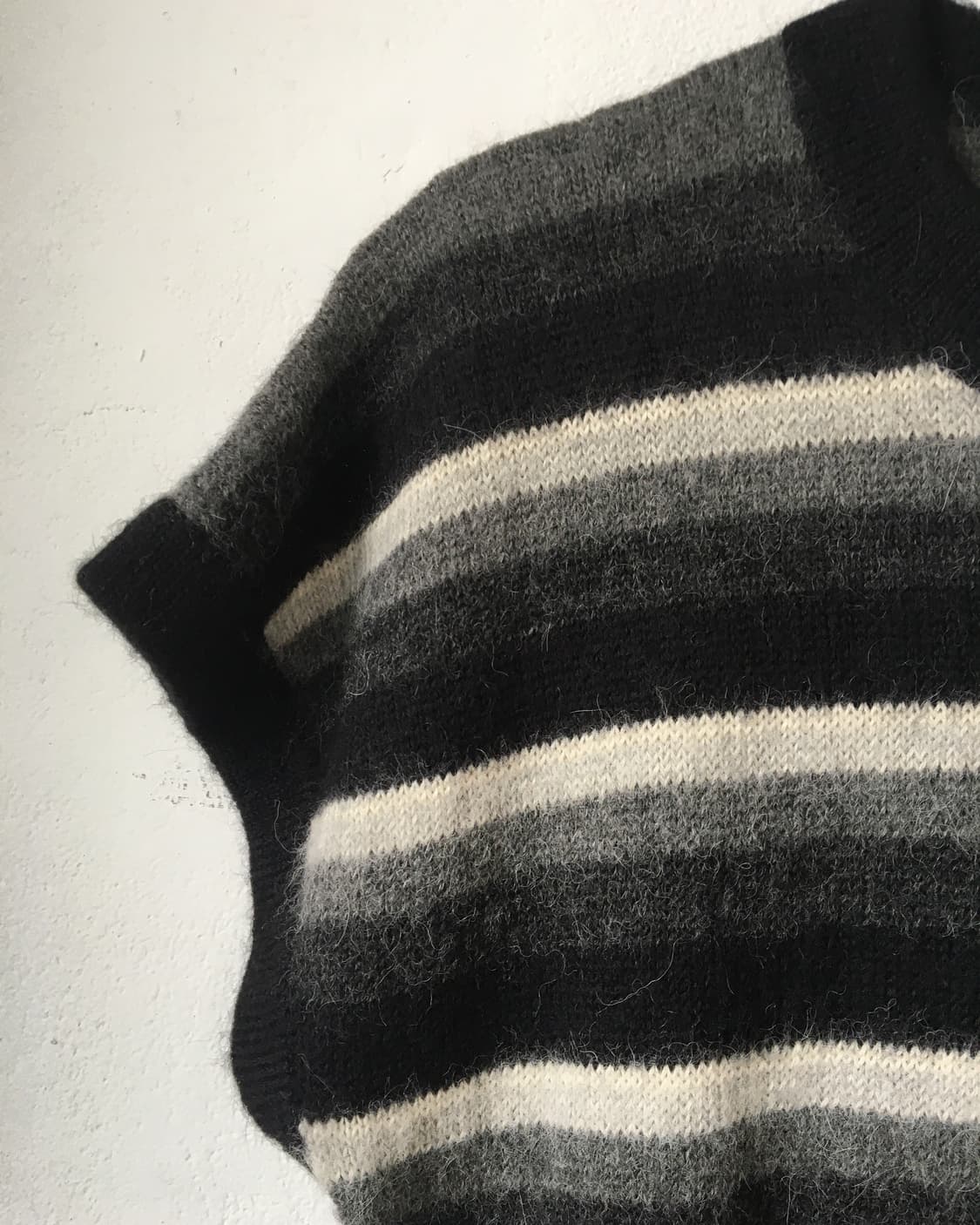 Alphaka stripe pattern knit 상품이미지4