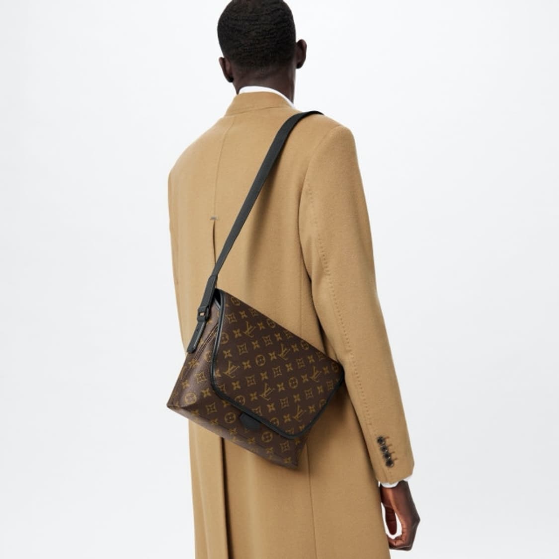 루이비통 마그네틱 메신저 모노그램 상품이미지3
